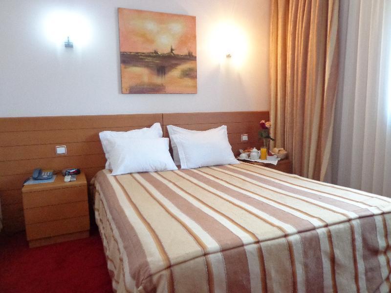 Hotel Quasar Pedroucos  Екстер'єр фото