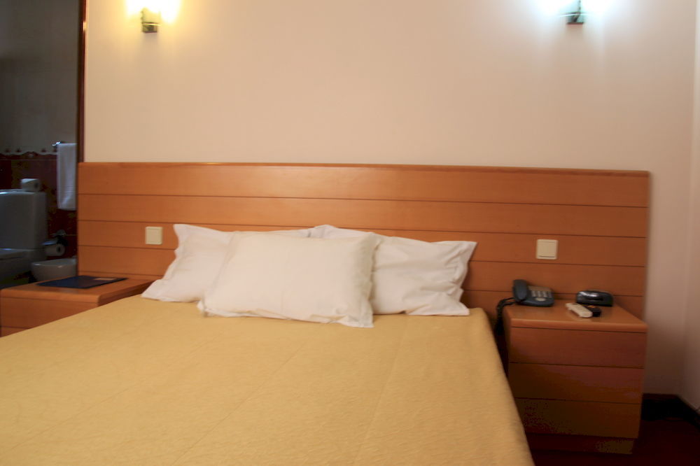 Hotel Quasar Pedroucos  Екстер'єр фото