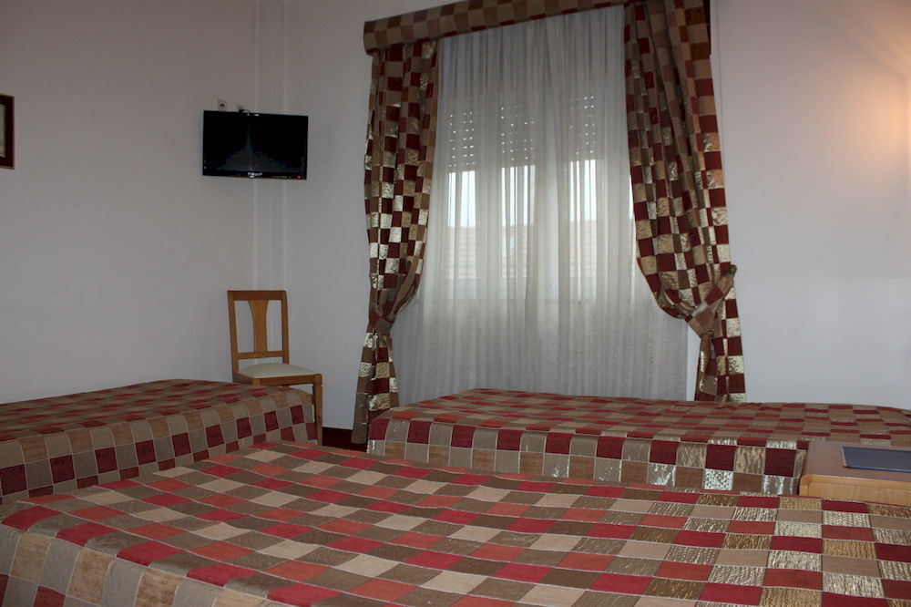 Hotel Quasar Pedroucos  Екстер'єр фото