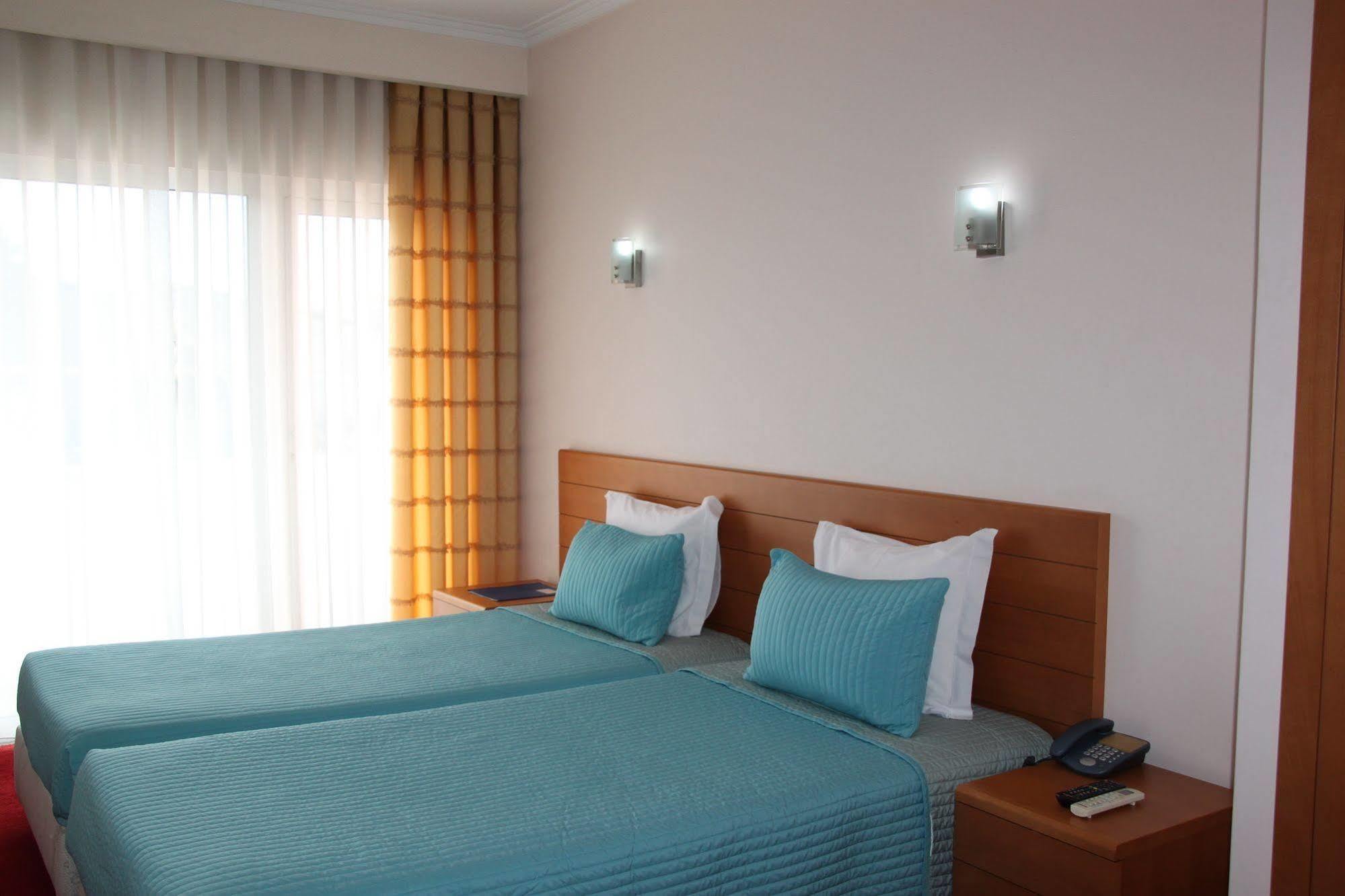 Hotel Quasar Pedroucos  Екстер'єр фото