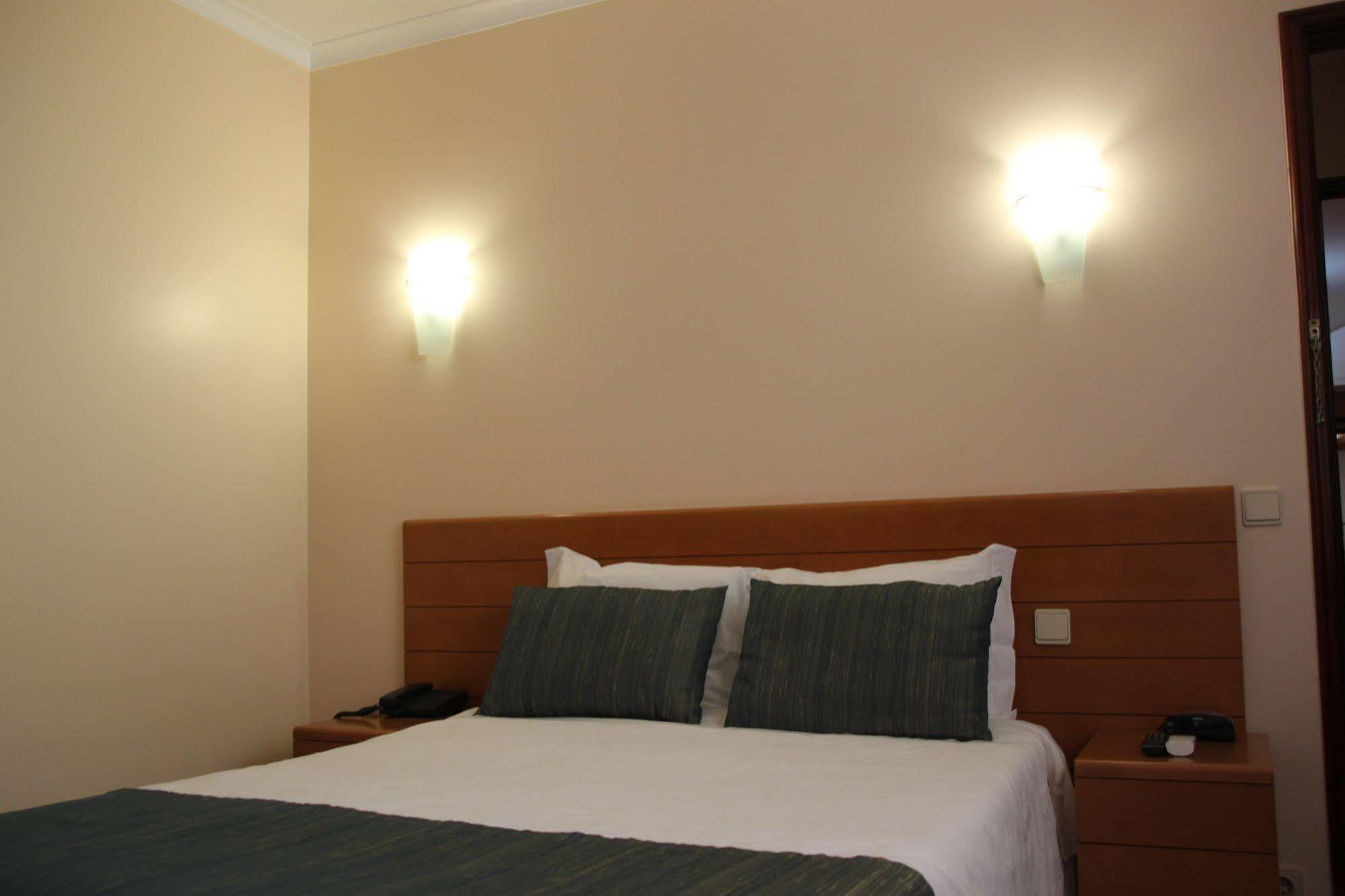 Hotel Quasar Pedroucos  Екстер'єр фото