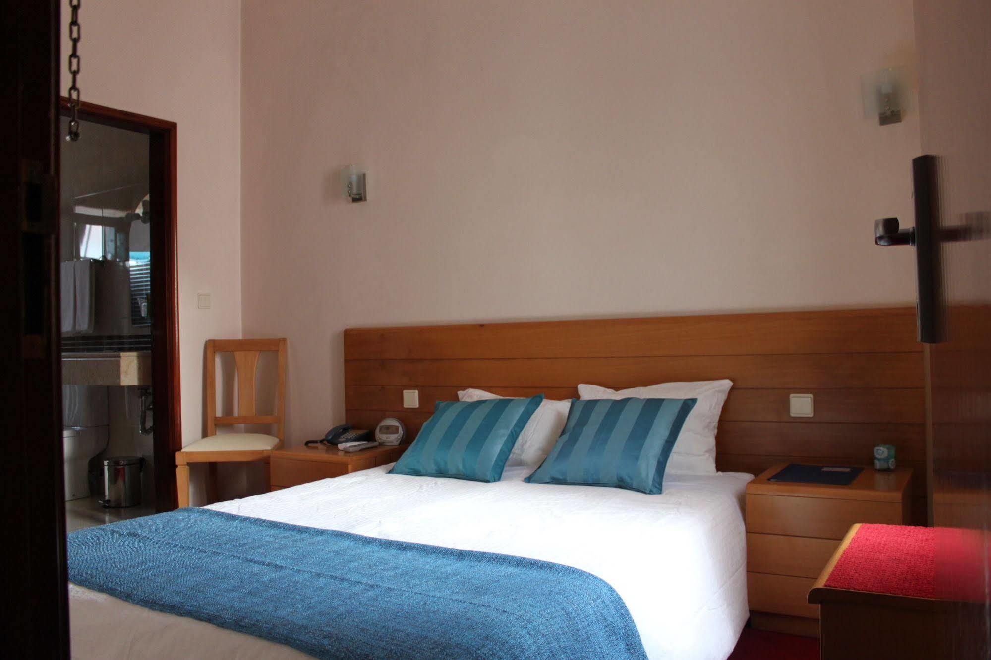 Hotel Quasar Pedroucos  Екстер'єр фото